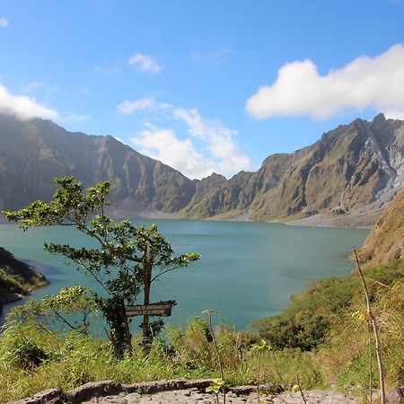 Bognot Lodge : Alvin Bognot Mt Pinatubo Guesthouse And Tours Santa Juliana Exterior foto